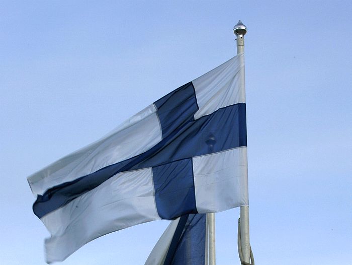 Steagul finlandez în Lahti, Finlanda. (Gerard Cerles / AFP / Getty Images)